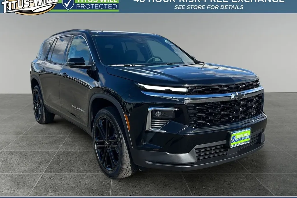 2026 Chevrolet Traverse 2LT photo 1