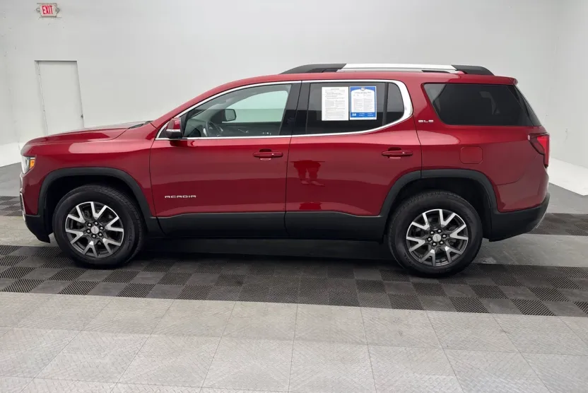 2023 Gmc Acadia SLE photo 1