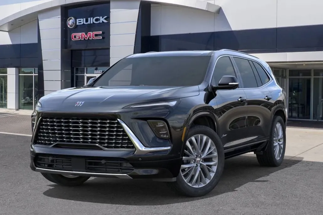 2026 Buick Enclave Avenir photo 1