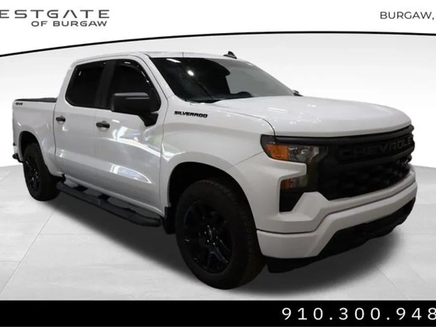 2024 Chevrolet Silverado 1500 Custom photo 1
