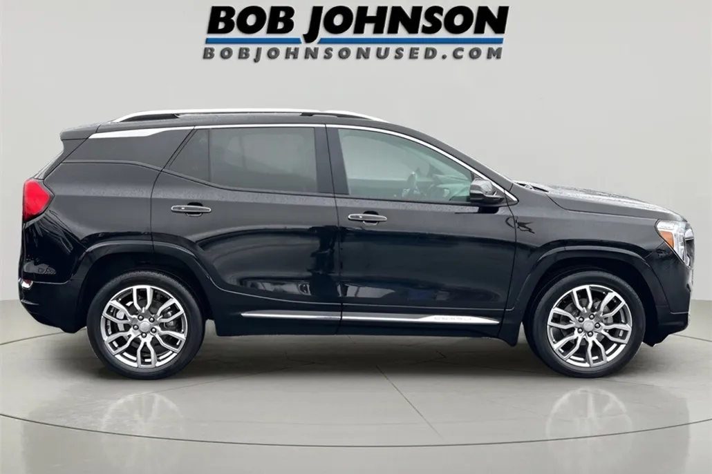 2022 Gmc Terrain Denali photo 1