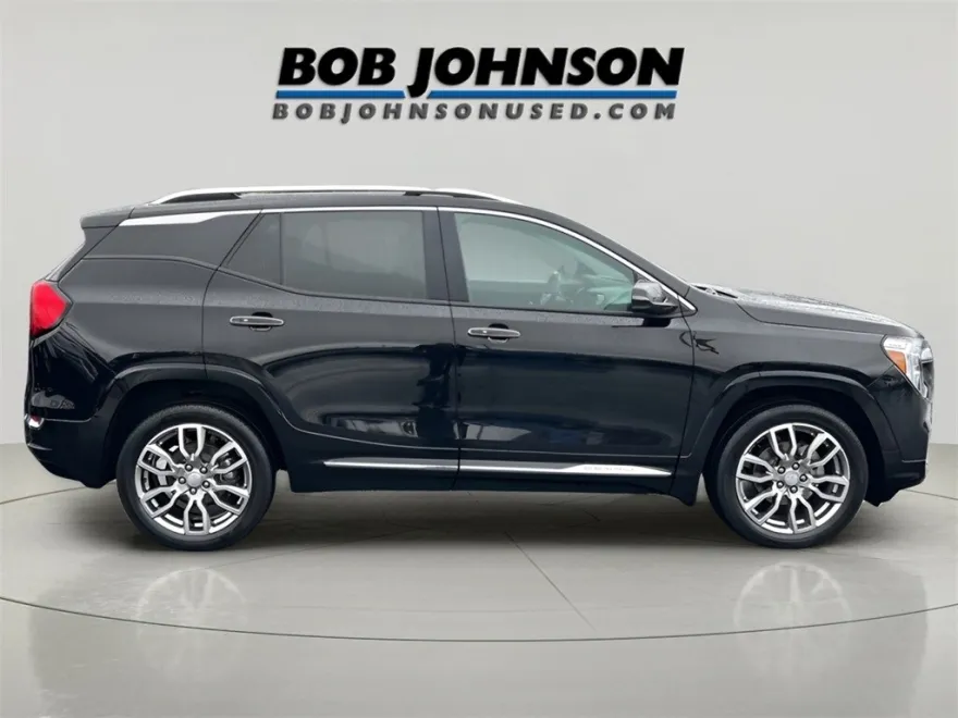 2022 Gmc Terrain Denali photo 1