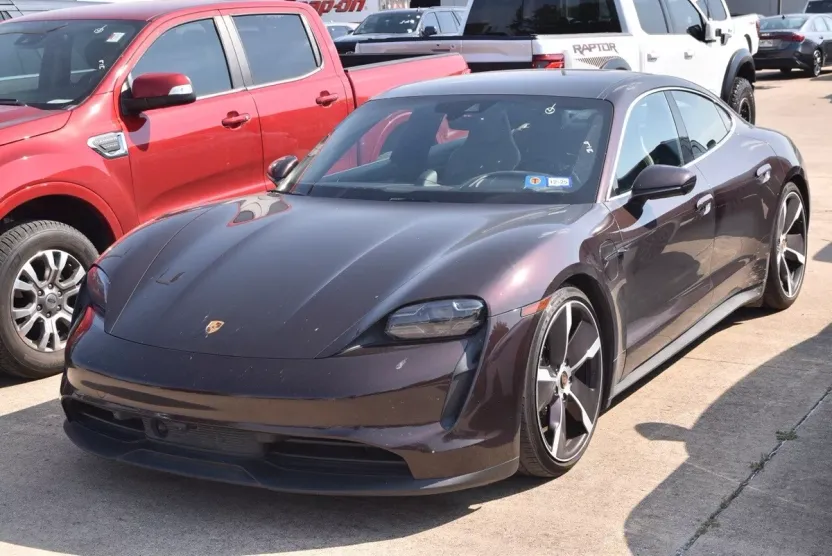 2021 Porsche Taycan 4S photo 1