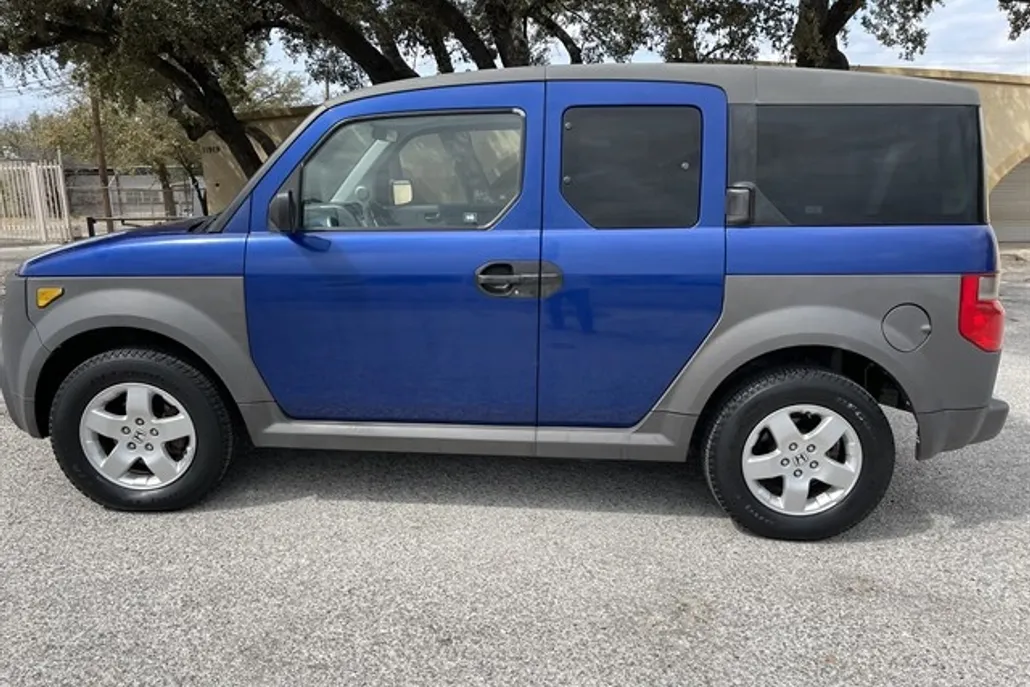 2005 Honda Element EX photo 1
