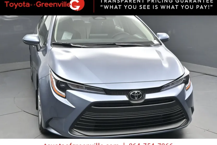 2026 Toyota Corolla LE photo 1