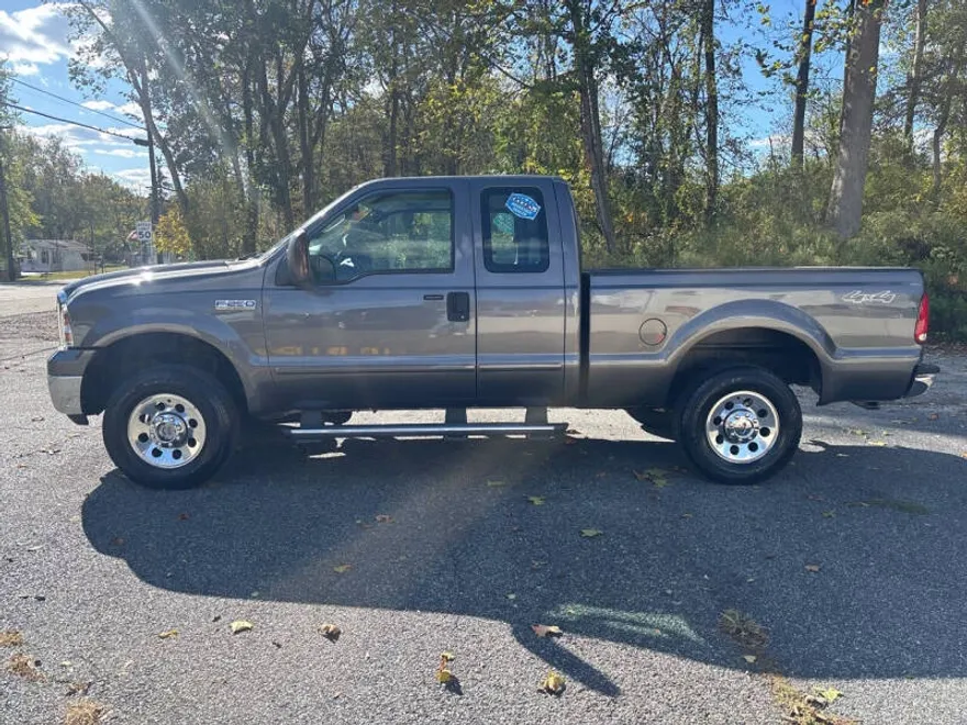 2006 Ford F-250 XL photo 1