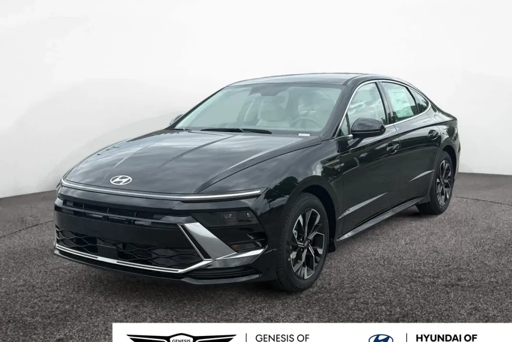 2025 Hyundai Sonata SEL photo 1