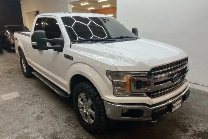 2018 Ford F-150 photo 1