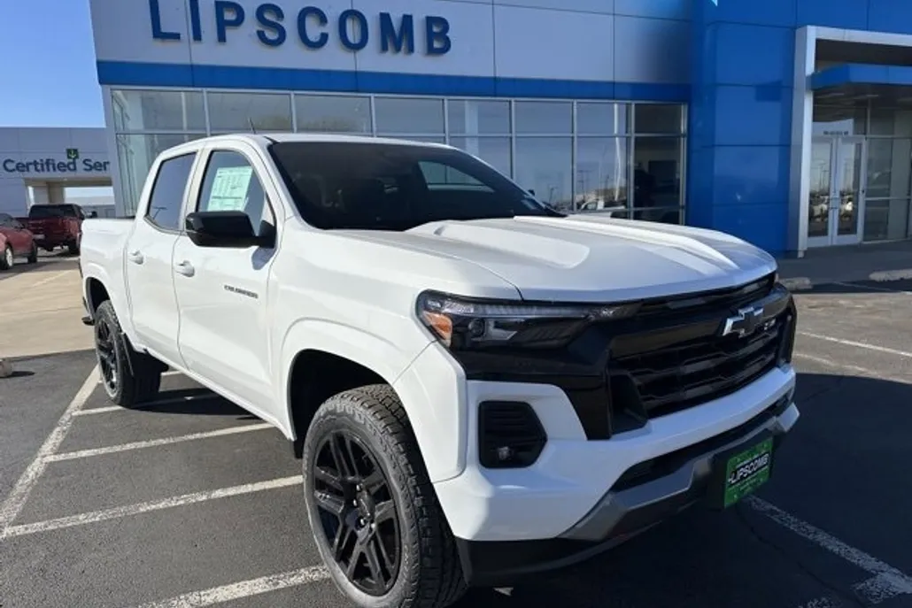 2025 Chevrolet Colorado Z71 photo 1