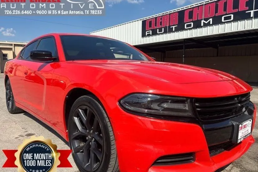 2020 Dodge Charger SXT photo 1