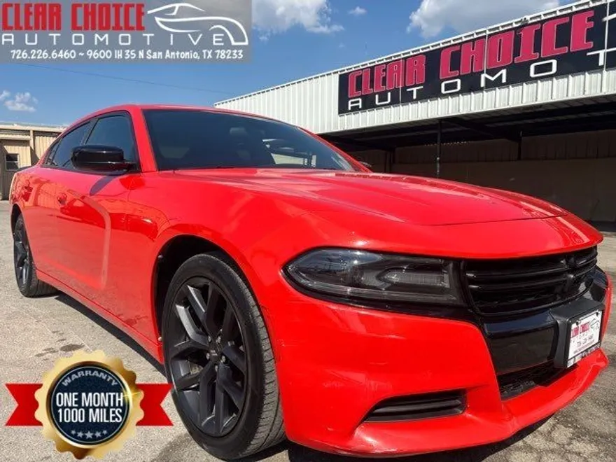 2020 Dodge Charger SXT photo 1