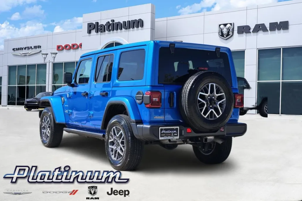 2024 Jeep Wrangler Sahara photo 1