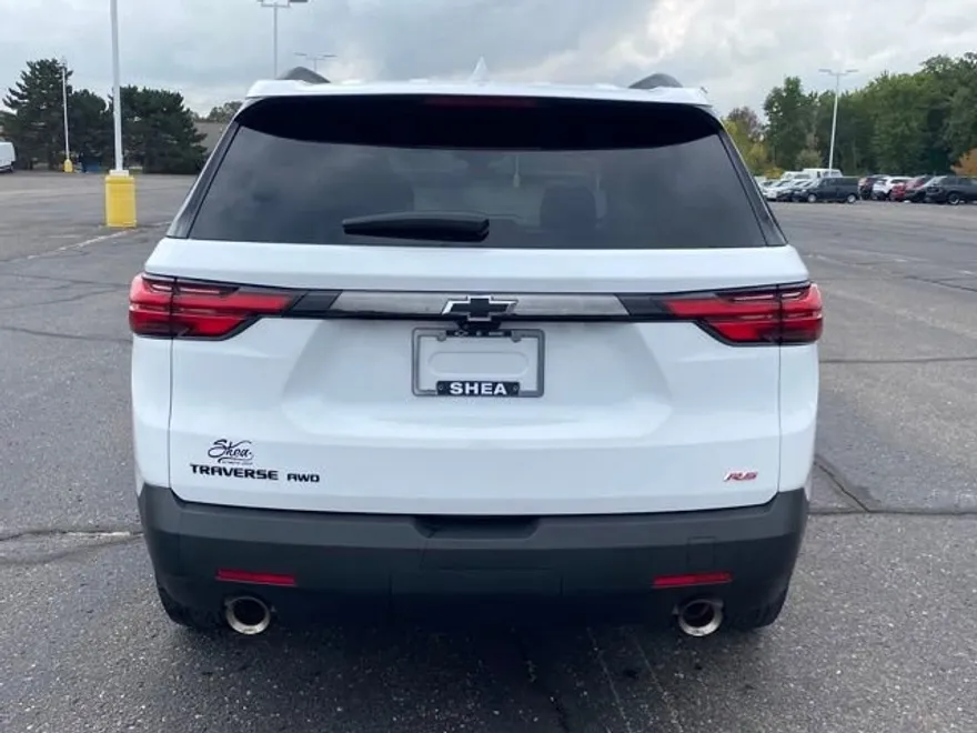 2023 Chevrolet Traverse RS photo 1