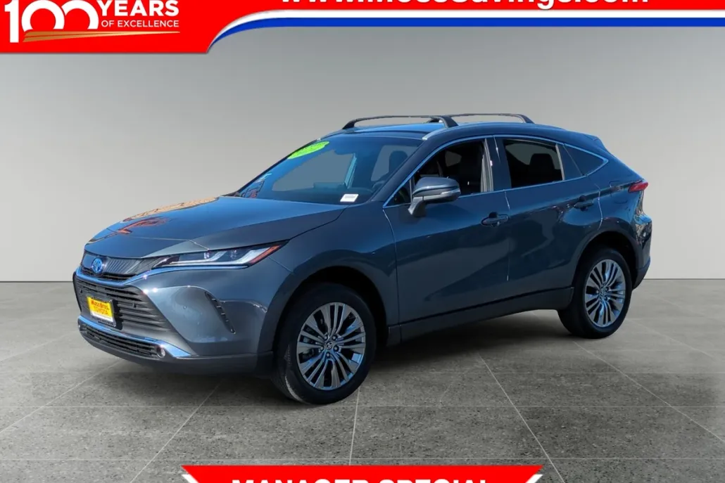 2024 Toyota Venza XLE photo 1