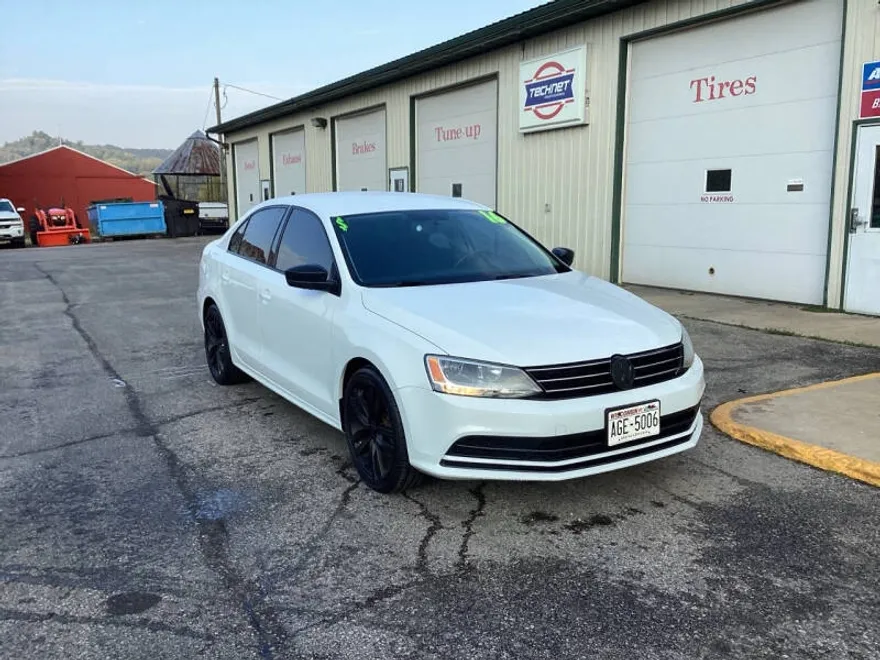 2016 Volkswagen Jetta 1.4T S photo 1