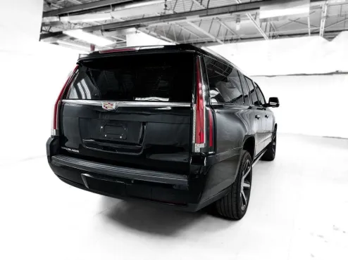 2016 Cadillac Escalade ESV Premium photo 4