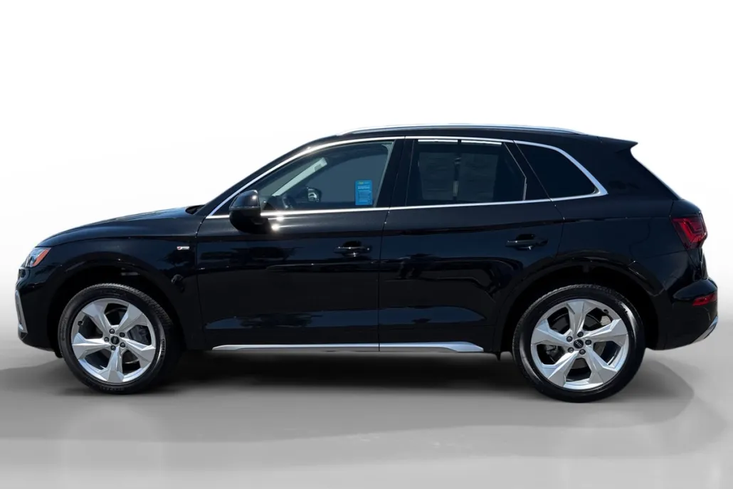 2025 Audi Q5 45 S line Premium Plus photo 1
