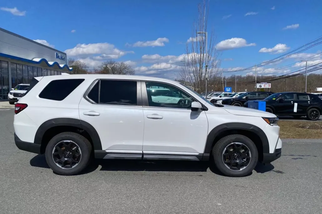 2025 Honda Pilot EX-L photo 1