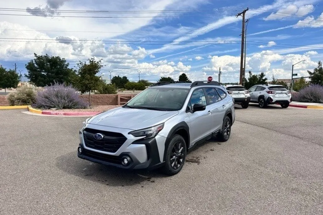 2025 Subaru Outback Onyx Edition photo 1
