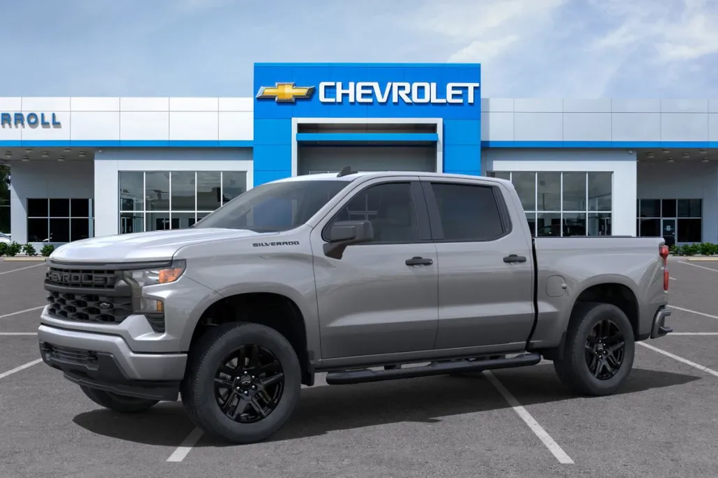 2025 Chevrolet Silverado Custom photo 1