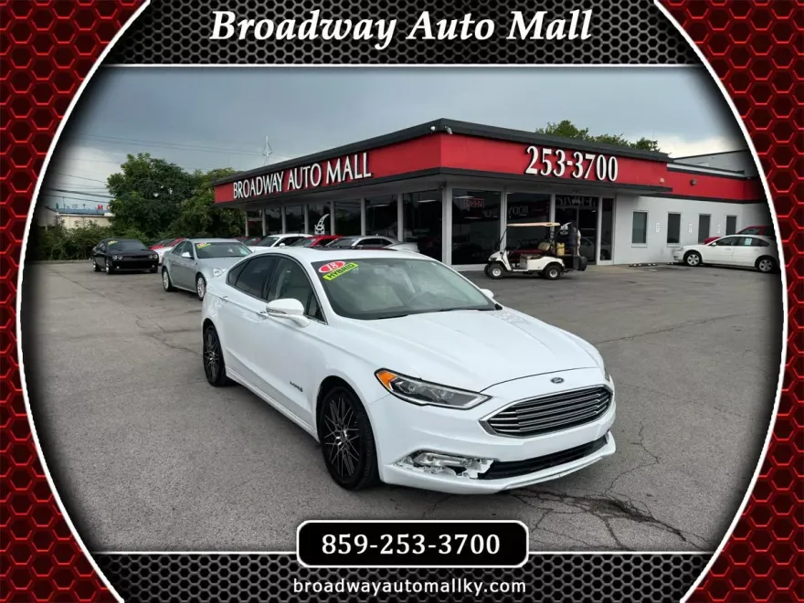 2018 Ford Fusion Hybrid Titanium photo 1