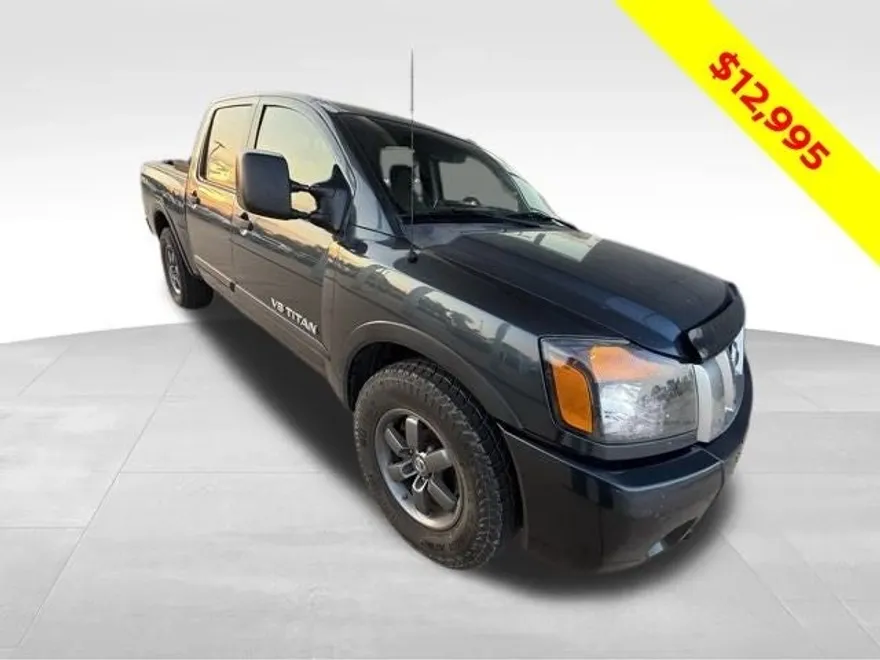 2014 Nissan Titan PRO-4X photo 1