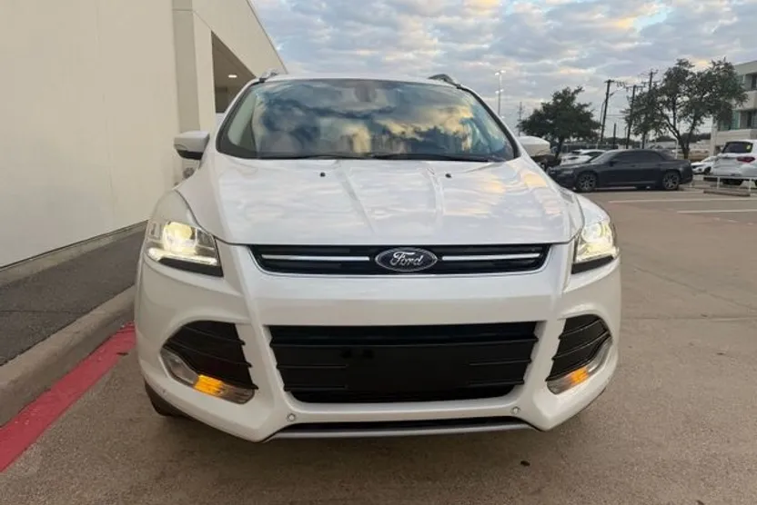 2014 Ford Escape Titanium Premium photo 1