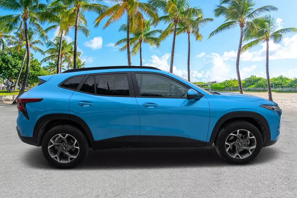 2025 Chevrolet Trax LT photo 1