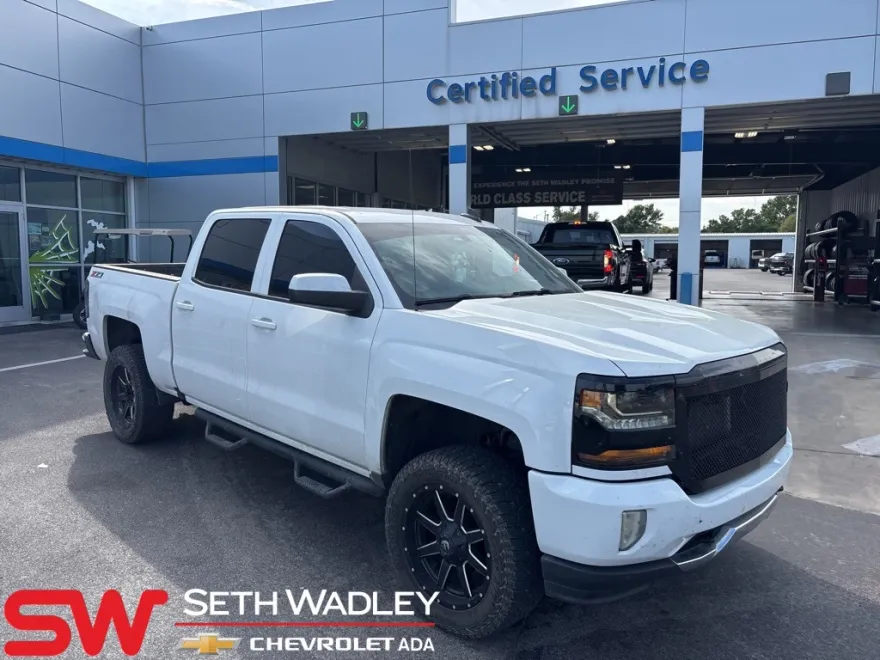 2016 Chevrolet Silverado 1500 LT2 photo 1