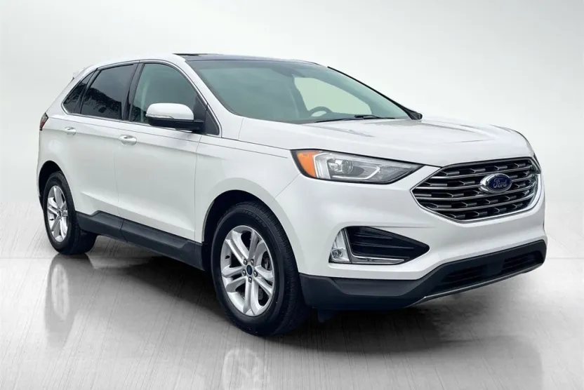2020 Ford Edge SEL photo 1