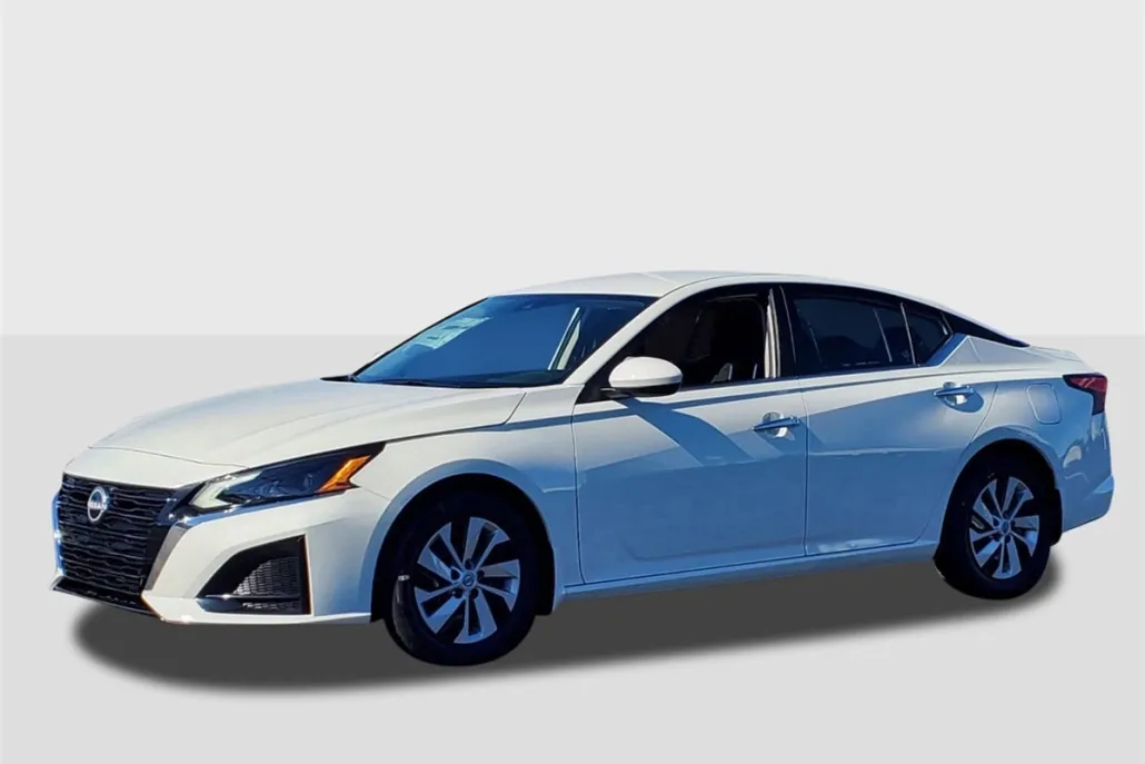 2024 Nissan Altima 2.5 S photo 1