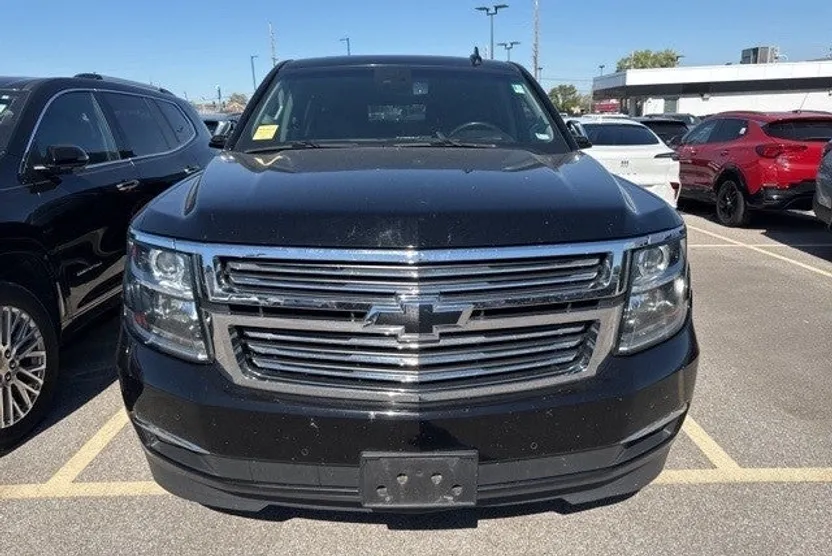 2018 Chevrolet Suburban 1500 Premier photo 1