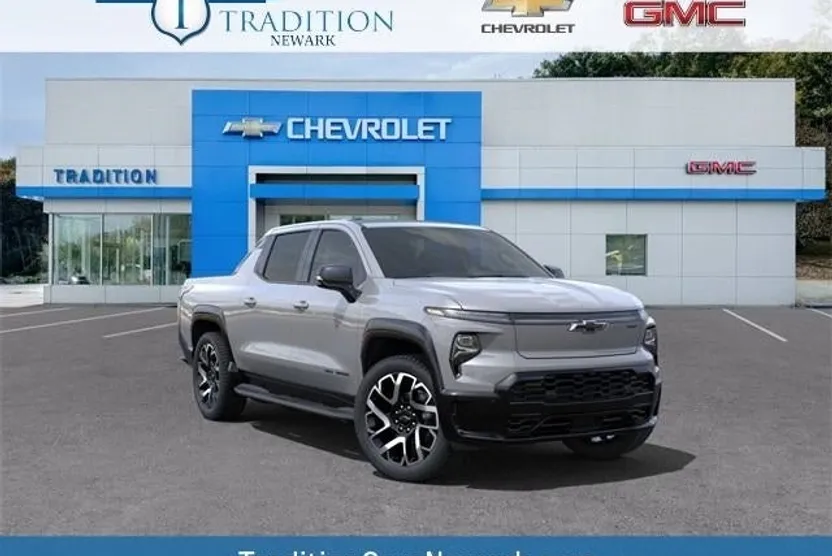 2025 Chevrolet Silverado EV RST photo 1