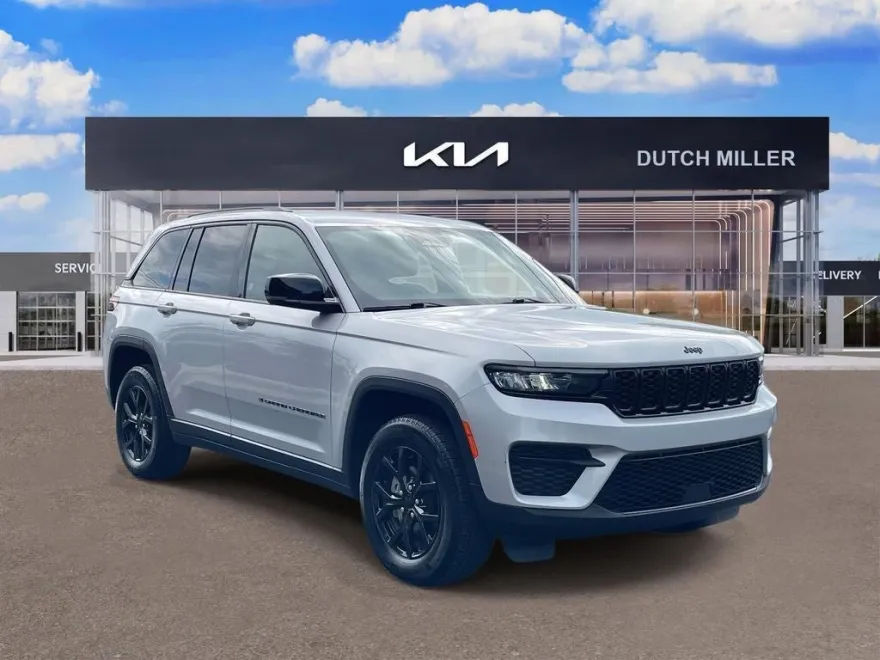 2024 Jeep Grand Cherokee Altitude photo 1
