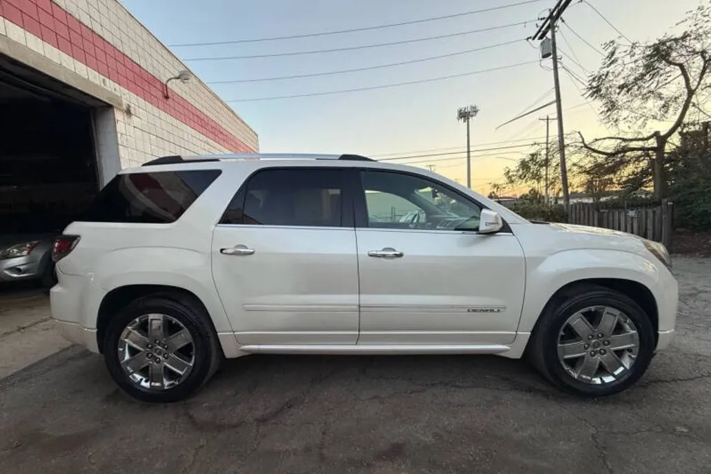 2014 Gmc Acadia Denali photo 1