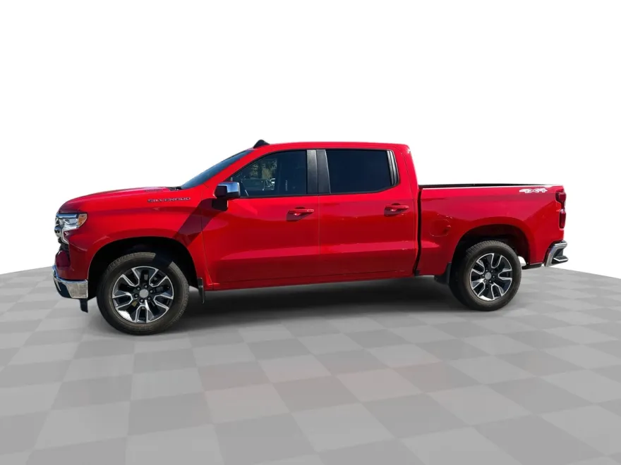 2024 Chevrolet Silverado 1500 LT photo 1