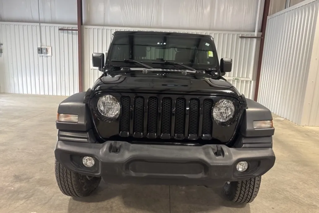 2020 Jeep Wrangler Sport S photo 1
