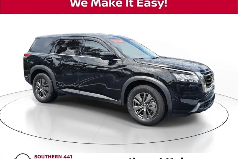2022 Nissan Pathfinder S photo 1