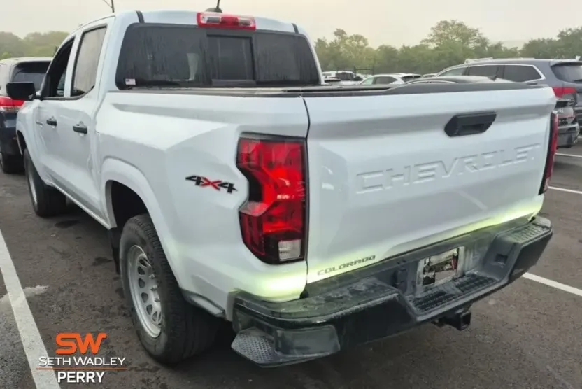 2024 Chevrolet Colorado Work Truck photo 1