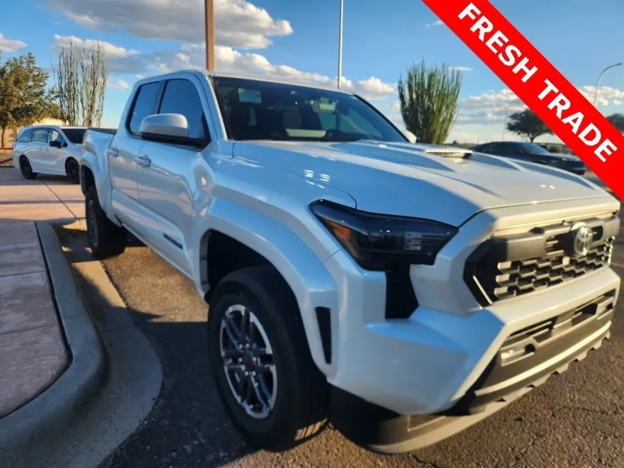 2024 Toyota Tacoma TRD Sport photo 1