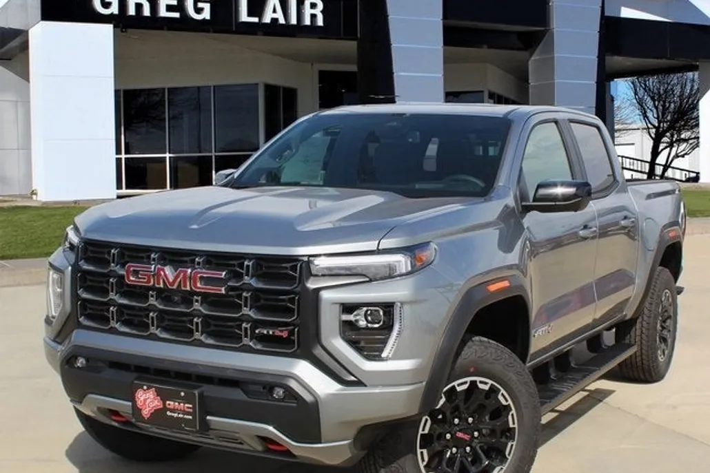 2026 Gmc Canyon AT4 photo 1