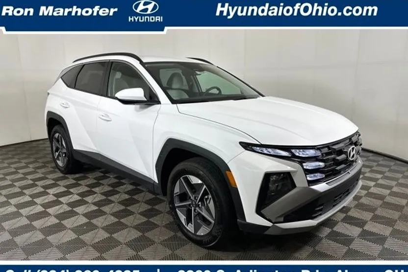 2025 Hyundai Tucson SEL photo 1