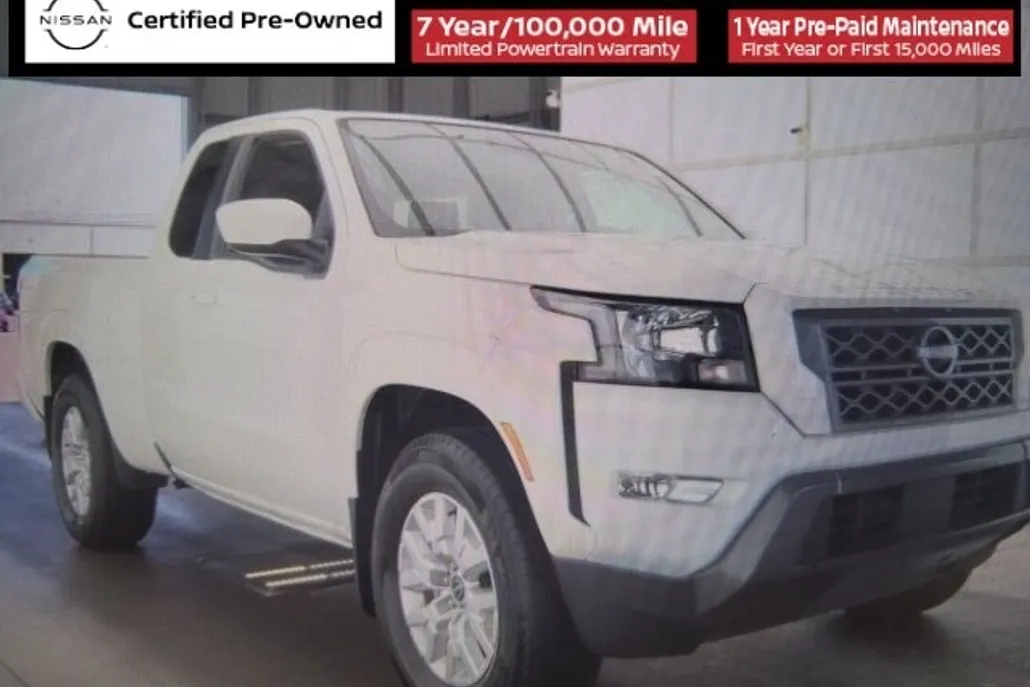 2024 Nissan Frontier SV photo 1