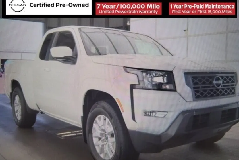 2024 Nissan Frontier SV photo 1