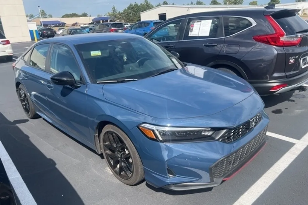 2025 Honda Civic Sport photo 1