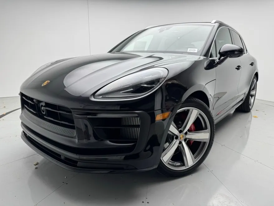 2025 Porsche Macan S photo 1