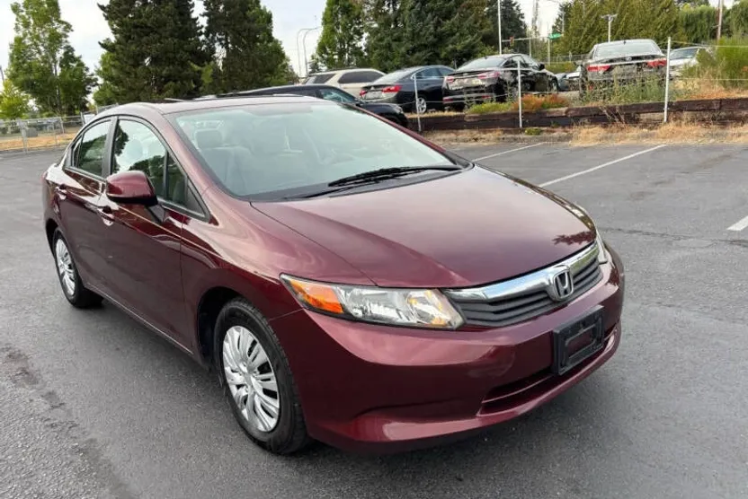 2012 Honda Civic LX photo 1