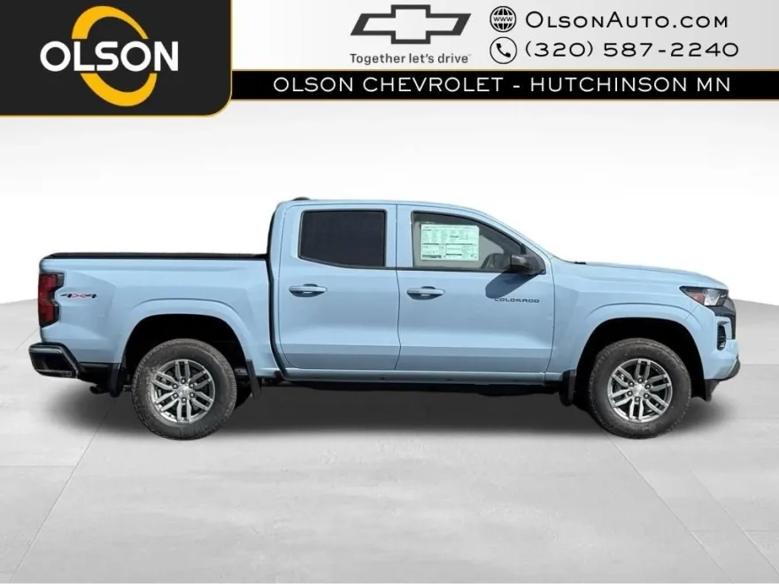 2025 Chevrolet Colorado Work Truck LT photo 1