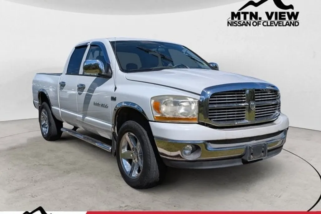 2006 Dodge Ram SLT photo 1