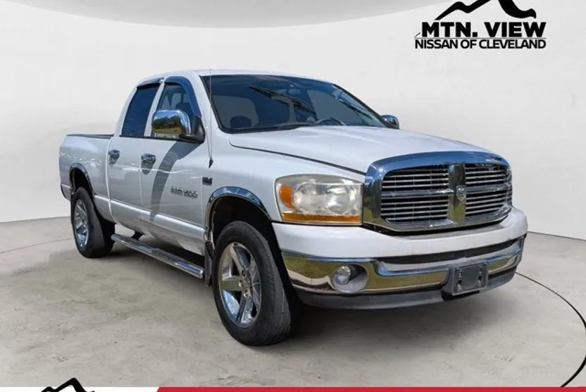 2006 Dodge Ram SLT photo 1